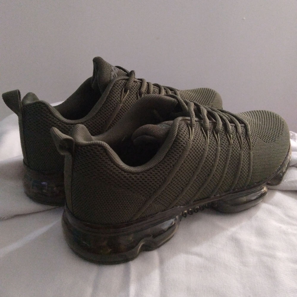 MEN'S SNEAKERS - Picture 2 of 4
